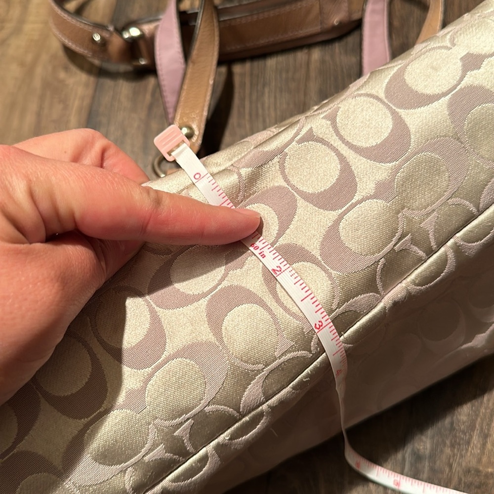 Coach Ashley large shoulder/crossbody - Picture 9 of 17